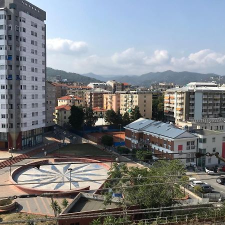 Appartamento Davanti Al Mare 萨沃纳 外观 照片