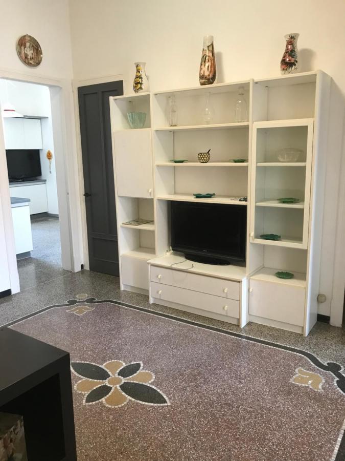 Appartamento Davanti Al Mare 萨沃纳 外观 照片